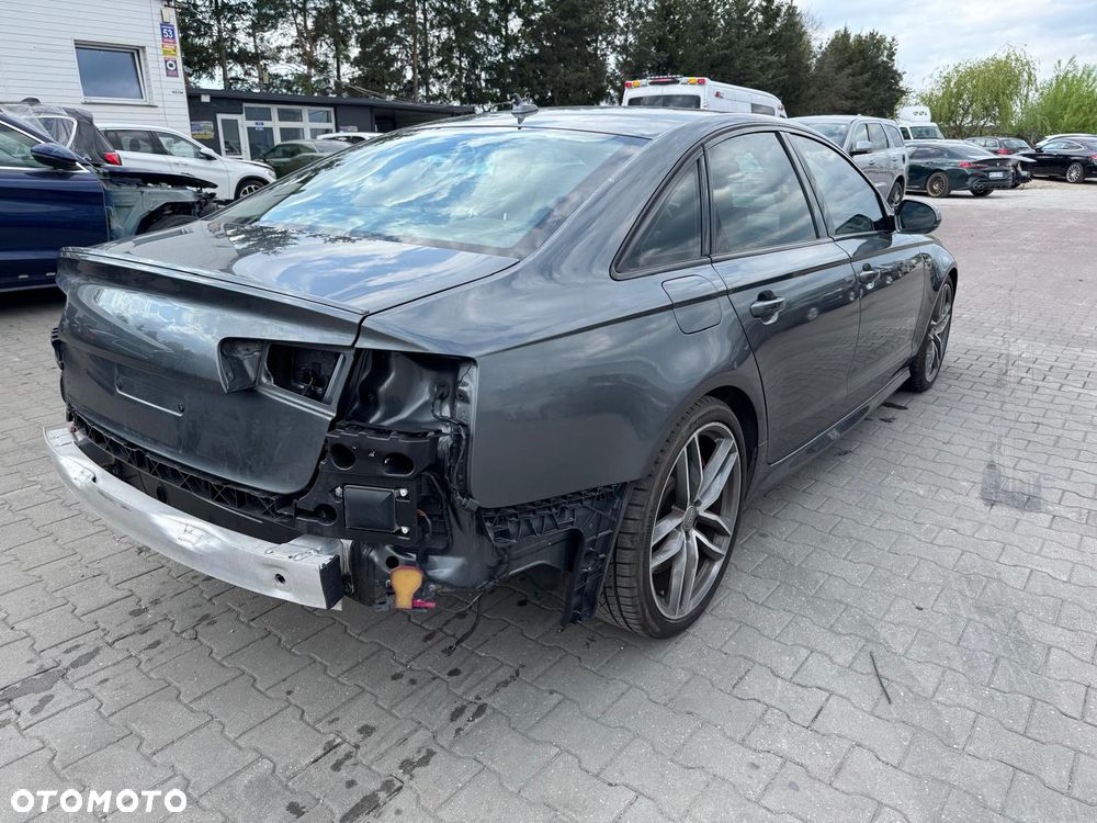Audi S6 Limousine - 8