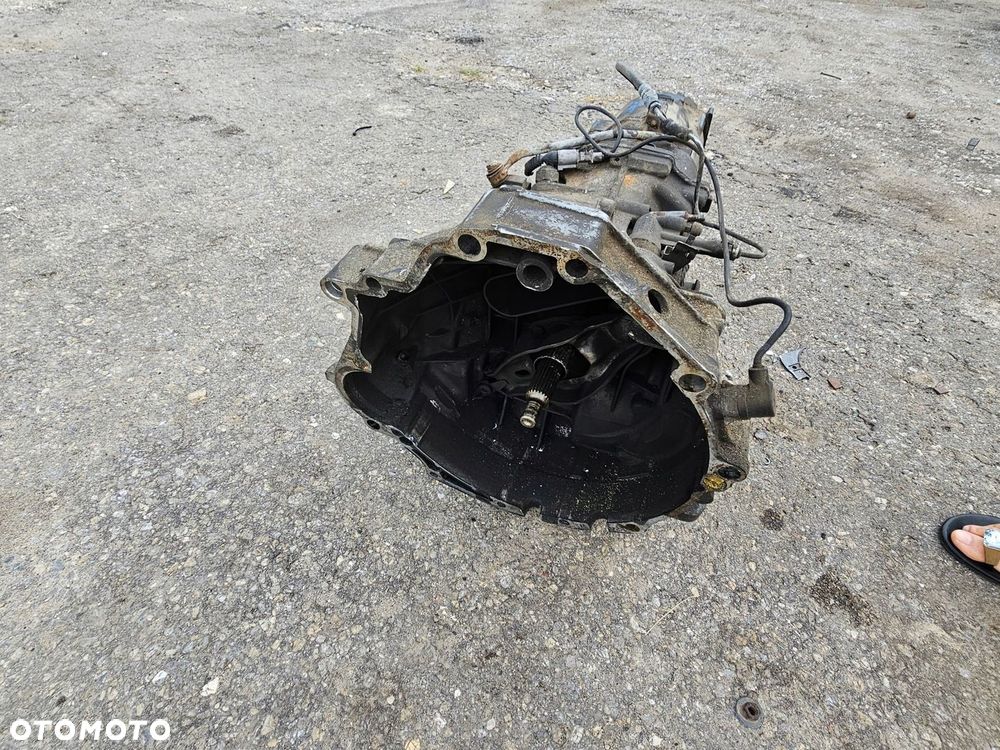 SKRZYNIA BIEGÓW AUDI A4 B6 2.5 TDI GBB QUATTRO - 2
