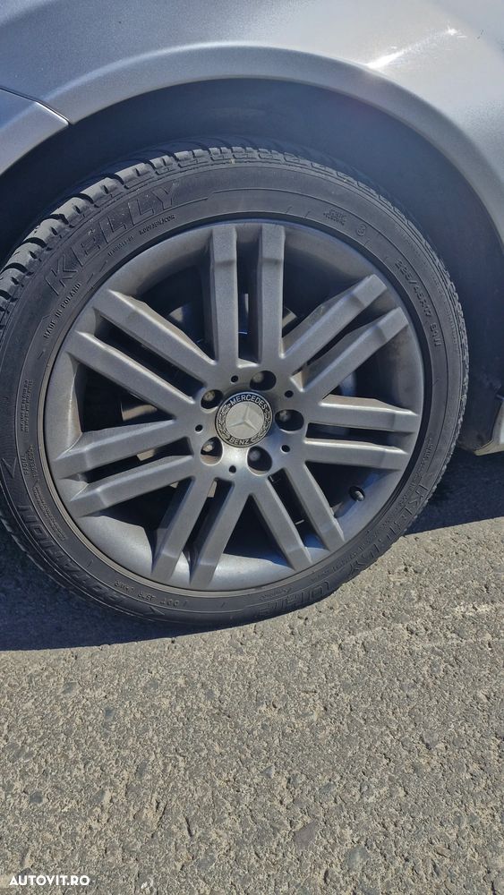 Mercedes-Benz C - 4
