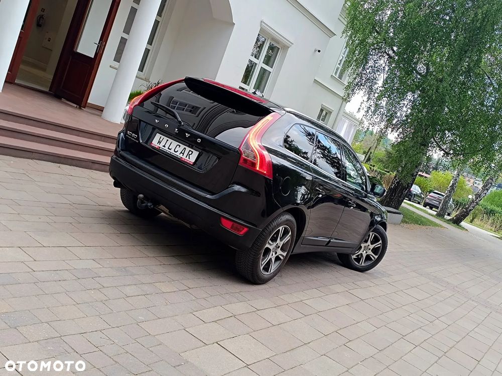 Volvo XC 60 D4 Geartronic Momentum - 40