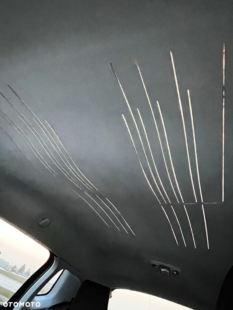 Peugeot 2008 BlueHDi 120 EAT6 Black Edition - 27