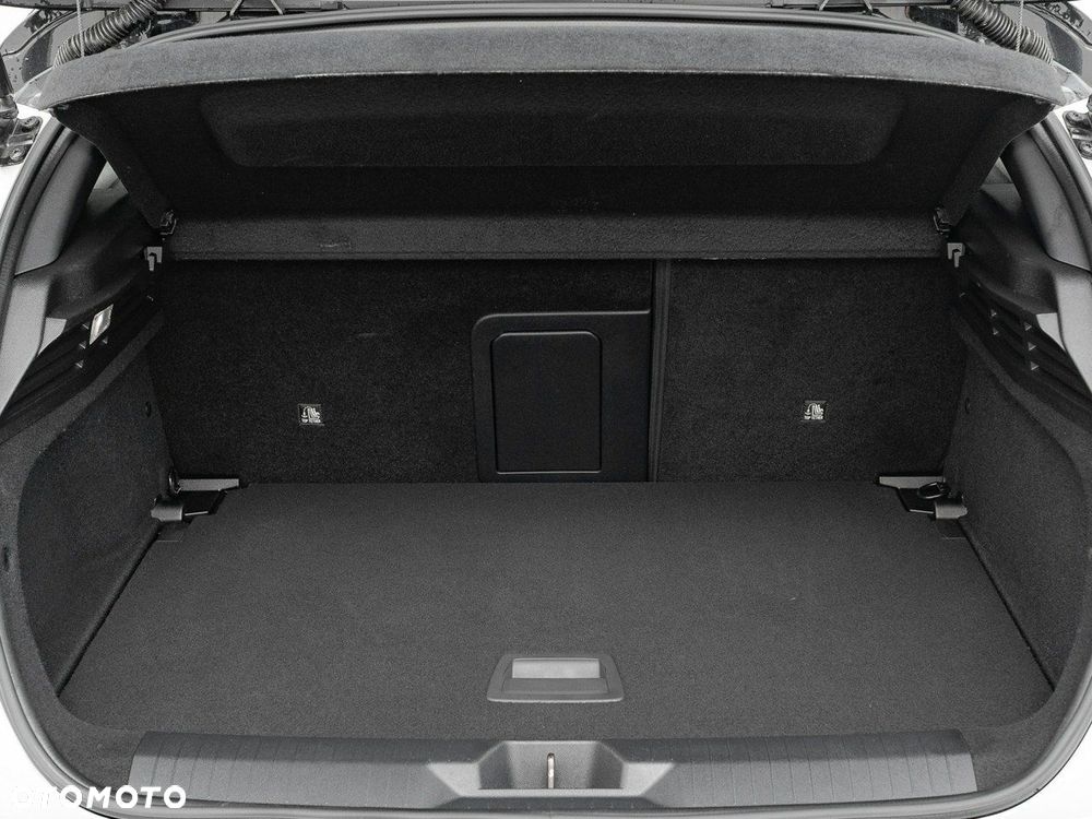 Opel Astra VI 1.2 T GS S&S - 27