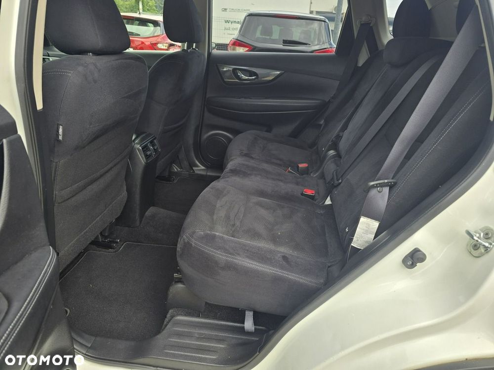Nissan X-Trail 1.6 DIG-T Tekna 2WD 7os - 11