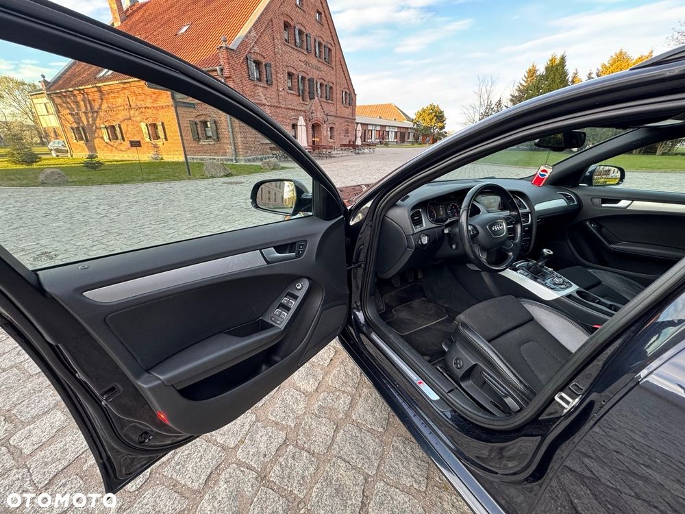 Audi A4 Avant 2.0 TDI Quattro Sport - 32