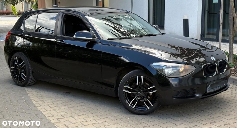BMW Seria 1 118d DPF - 1