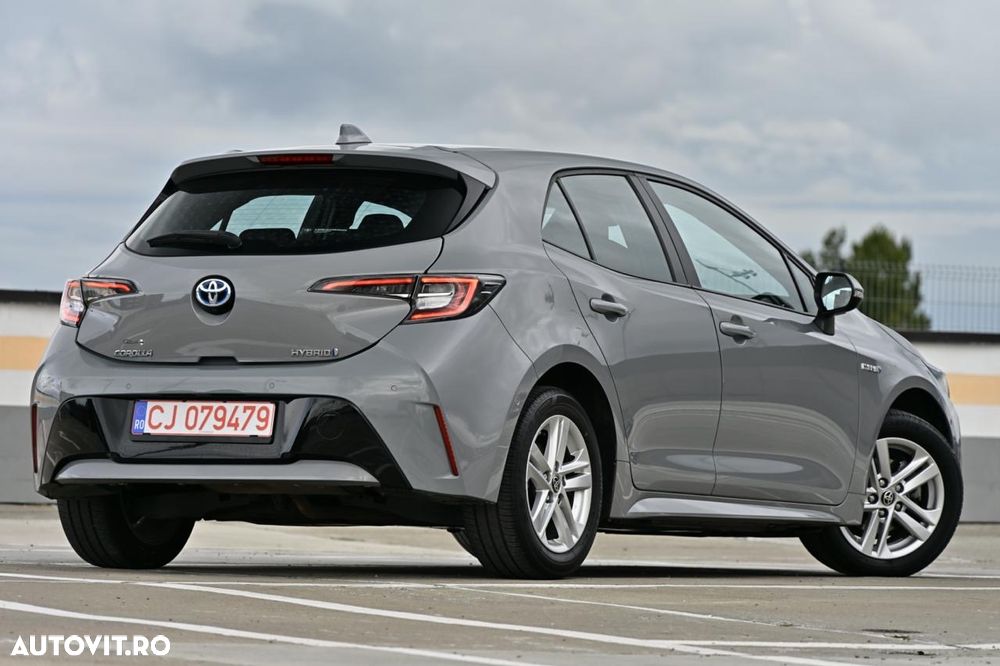 Toyota Corolla 1.8 Hybrid Business Edition - 8