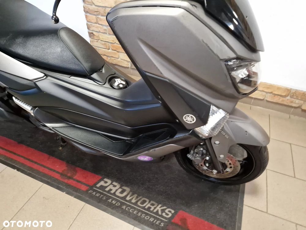 Yamaha NMAX - 20