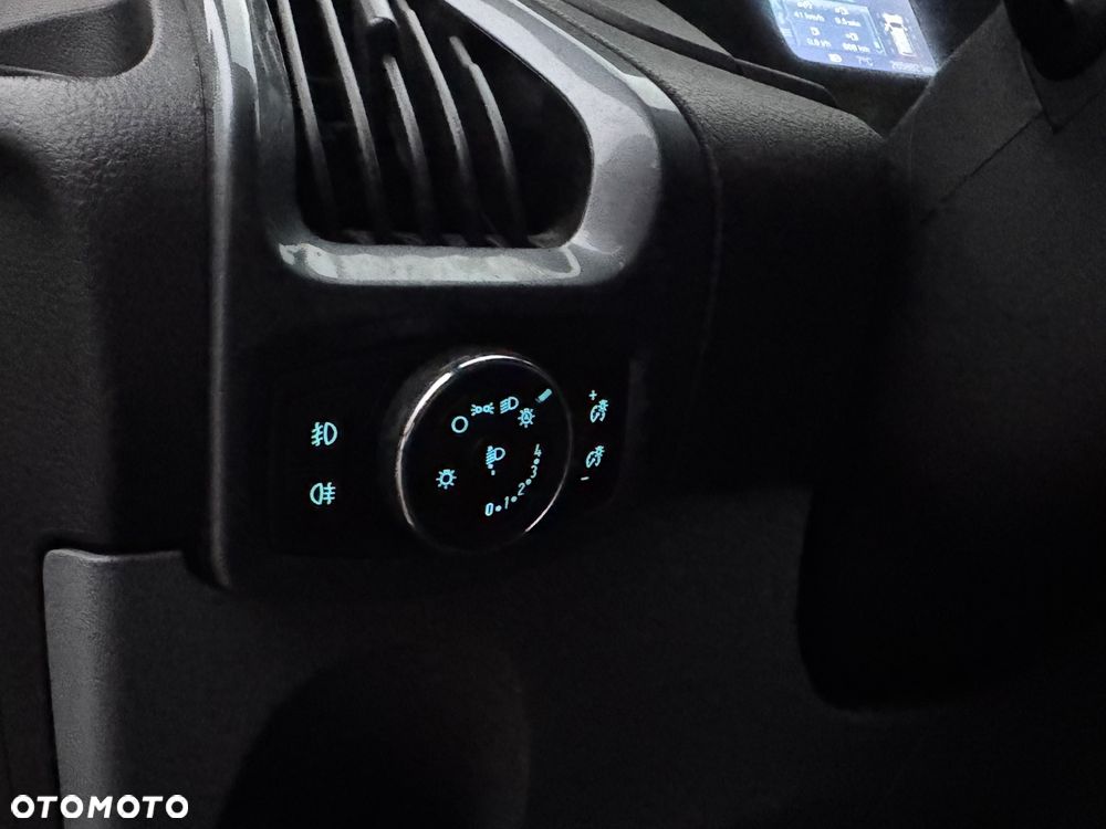 Ford Transit Custom - 8