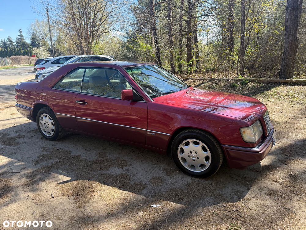 Mercedes-Benz W124 (1984-1993) - 13