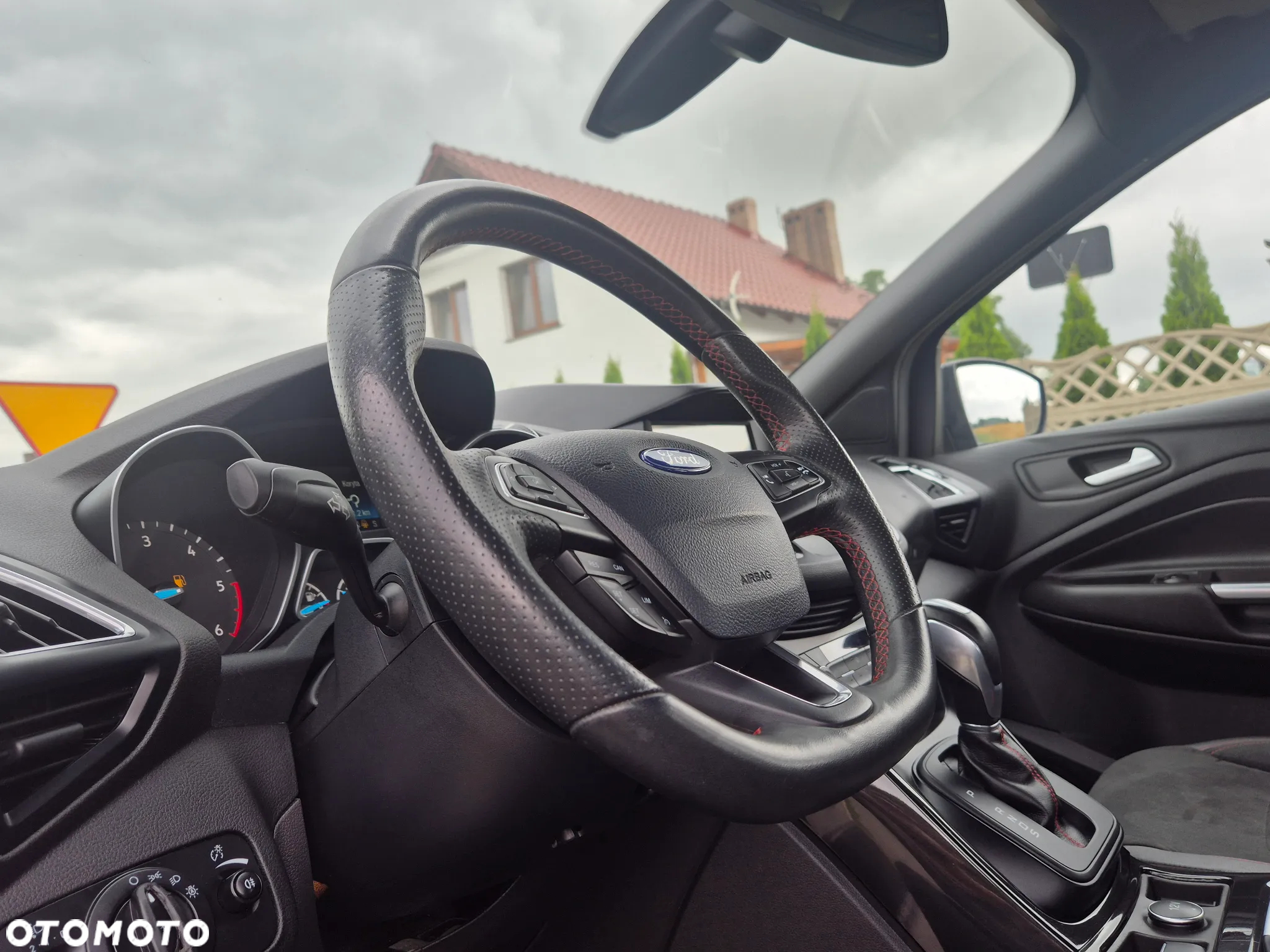 Ford Kuga 2.0 EcoBlue FWD ST-Line - 13