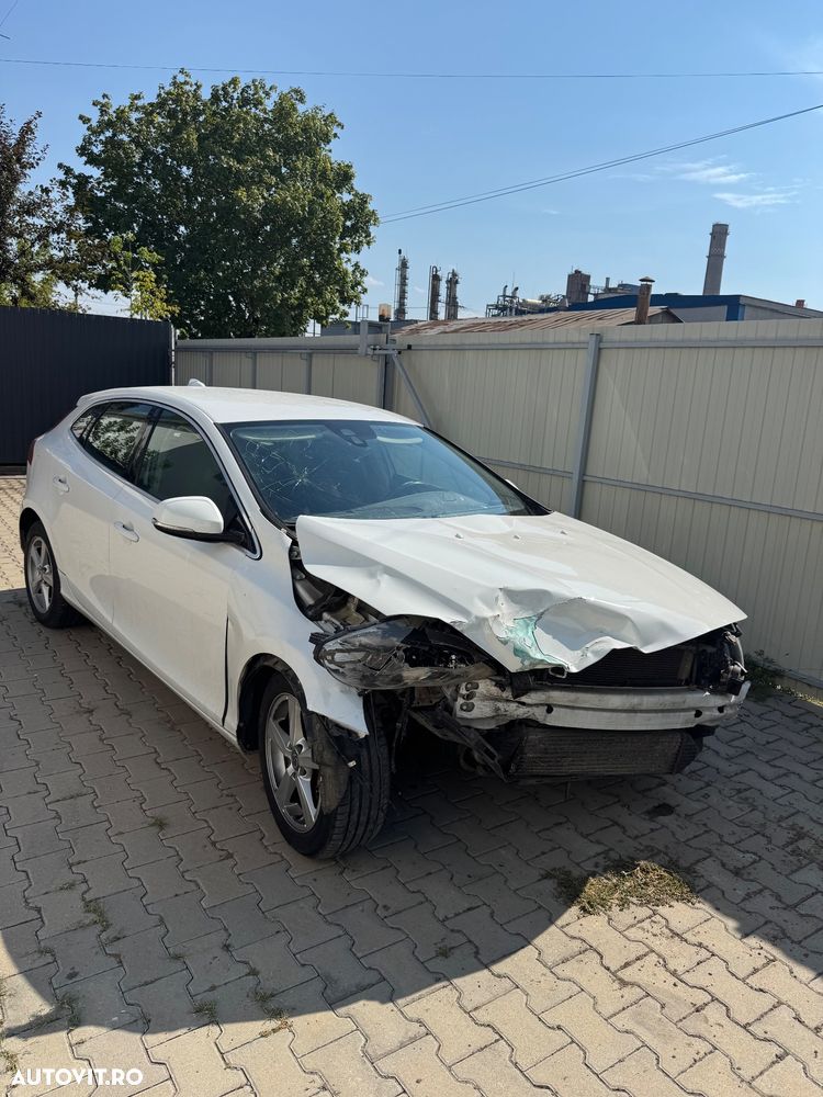 Volvo V40 D2 94g Basic - 4