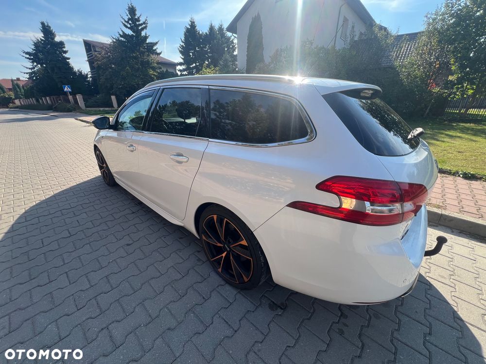 Peugeot 308 BlueHDi 180 EAT6 GT - 15