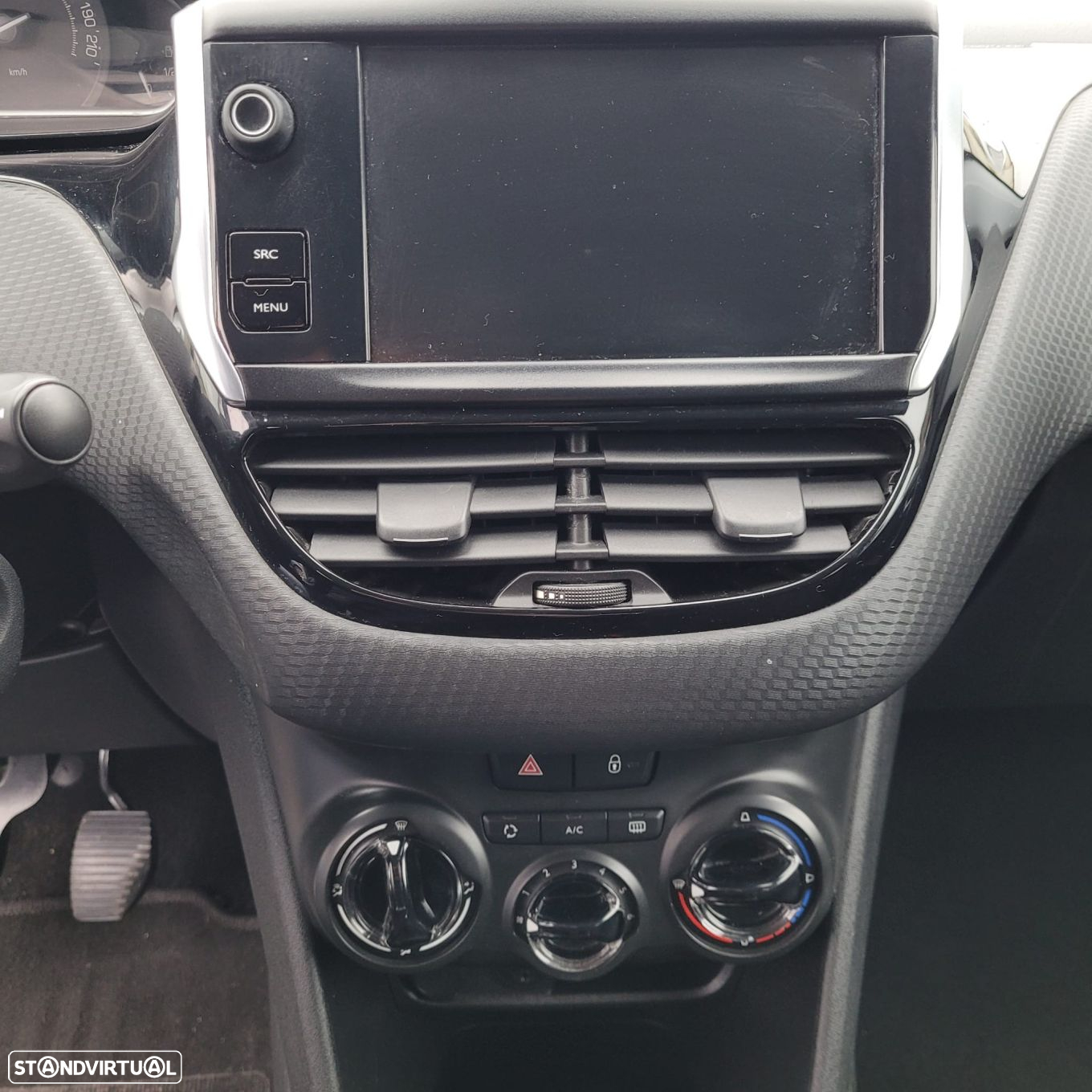 Peugeot 208 1.6 BlueHDi Style - 15