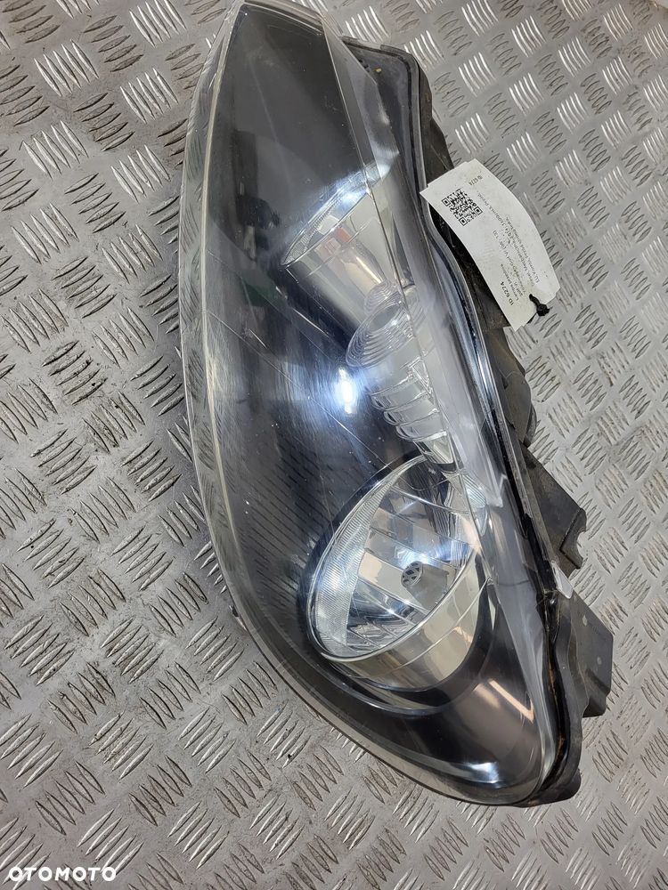 Volkswagen Golf VI Lampa Lewy Przód - 1