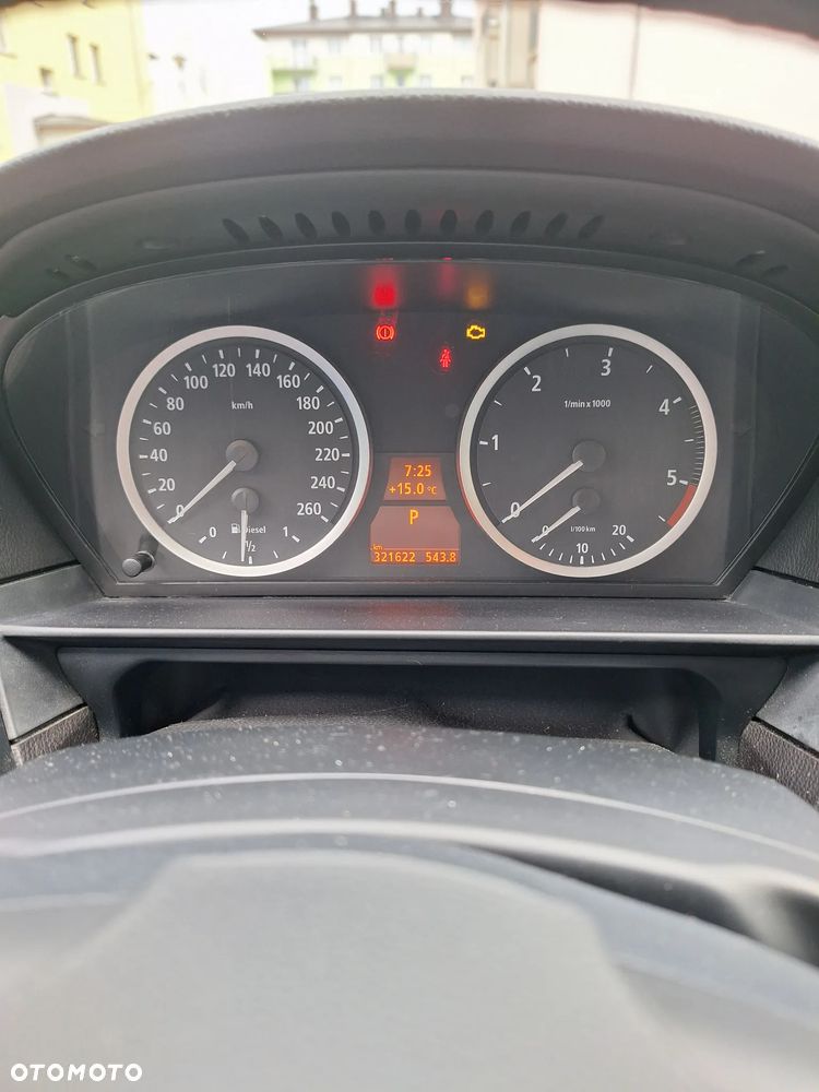 BMW Seria 5 - 10
