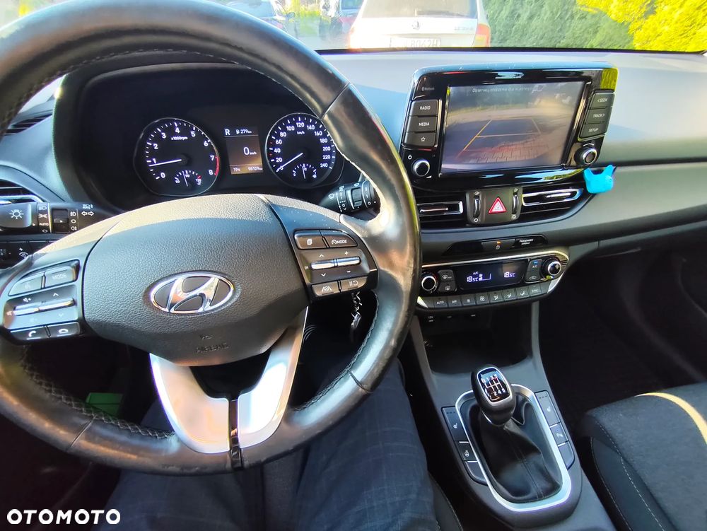 Hyundai i30 1.5 DPI Smart - 12