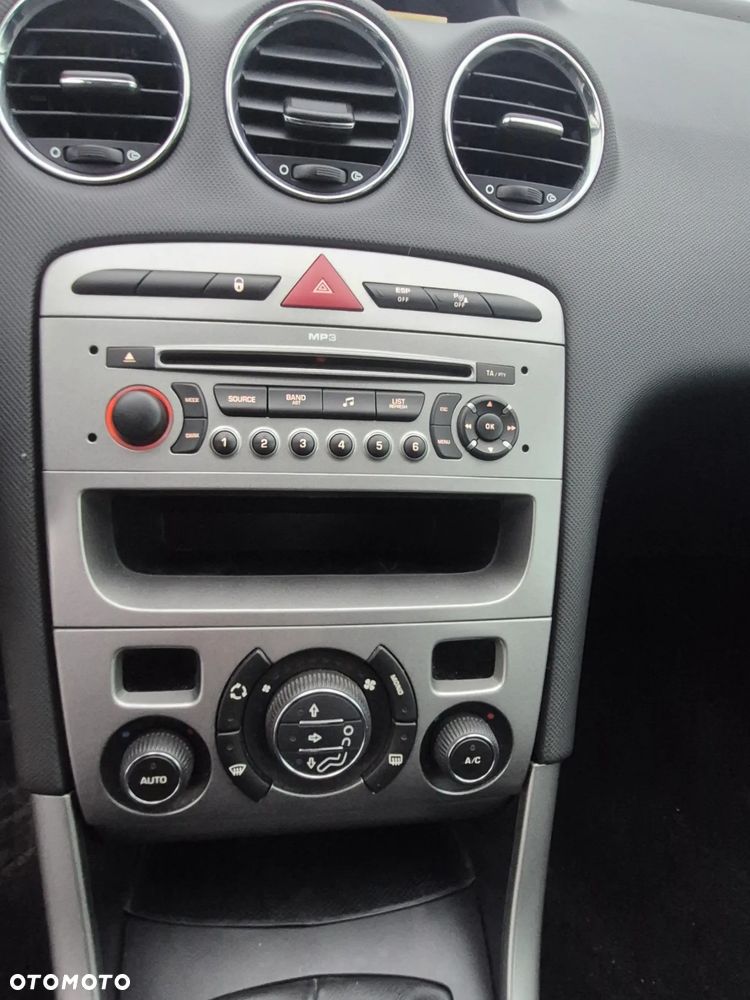 Peugeot 308 2.0 HDi Premium Plus - 15