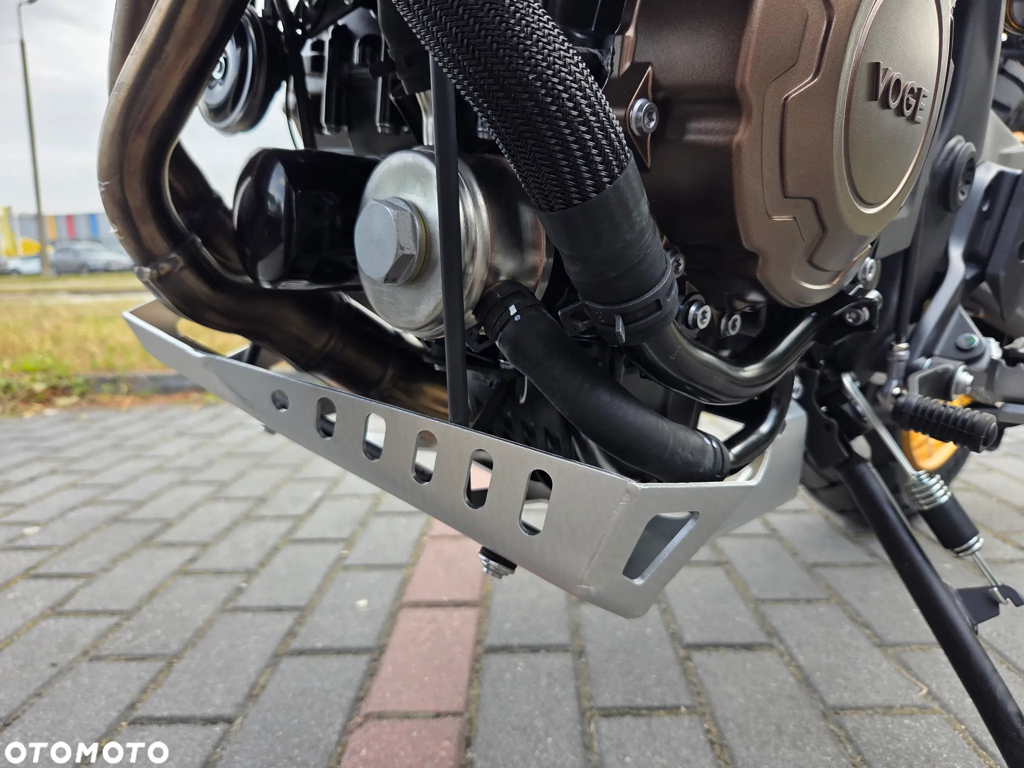 VOGE 625DSX - 11