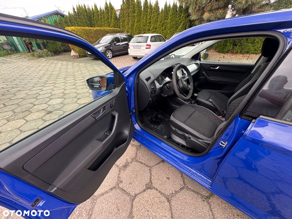 Skoda Fabia 1.0 Ambition - 10