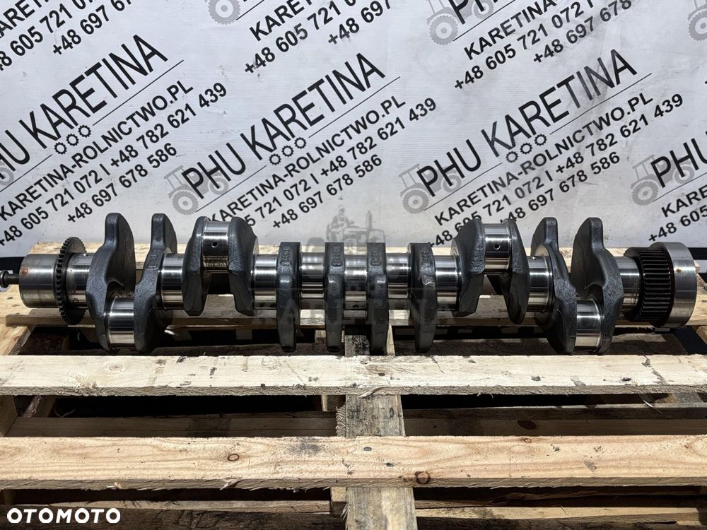 Deutz TCD2013 L06 4V 04902556R Wał Korbowy 04902556