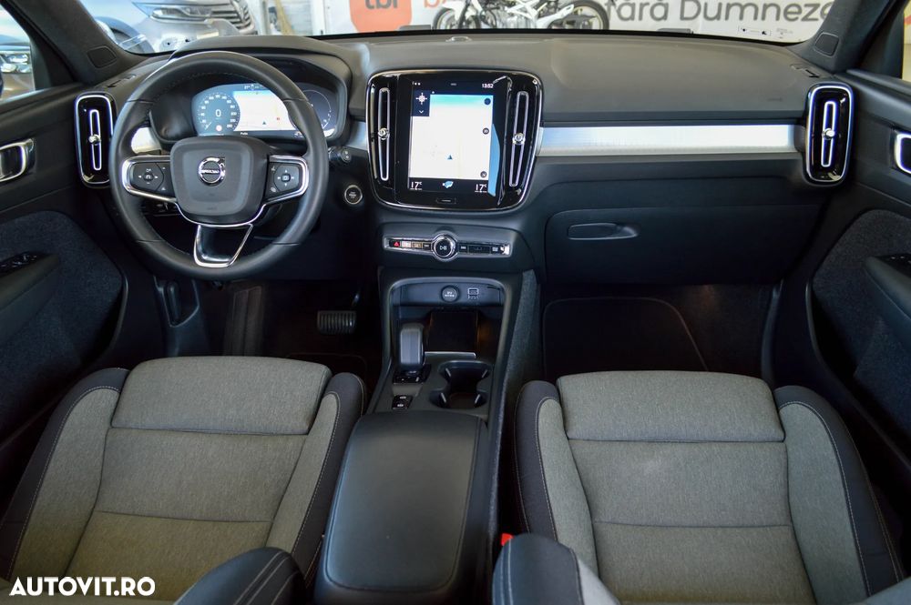 Volvo XC 40 T4 Recharge DKG Plus Dark - 35