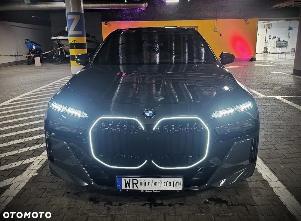 BMW Seria 7 740d xDrive mHEV M Sport sport - 7