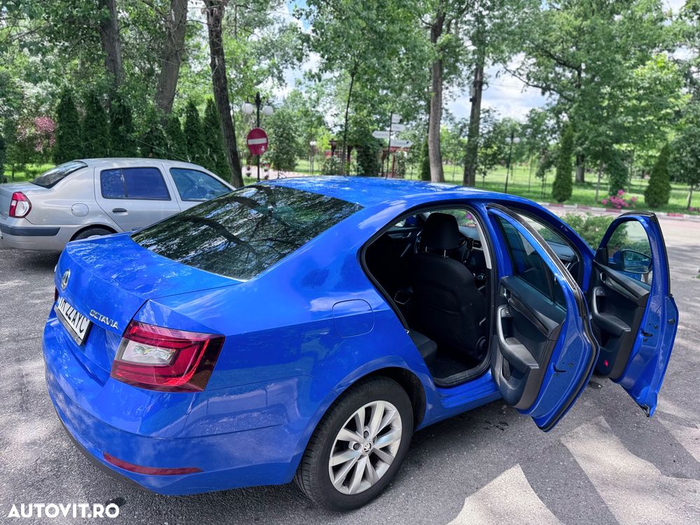 Skoda Octavia 1.6 TDI Ambition - 6