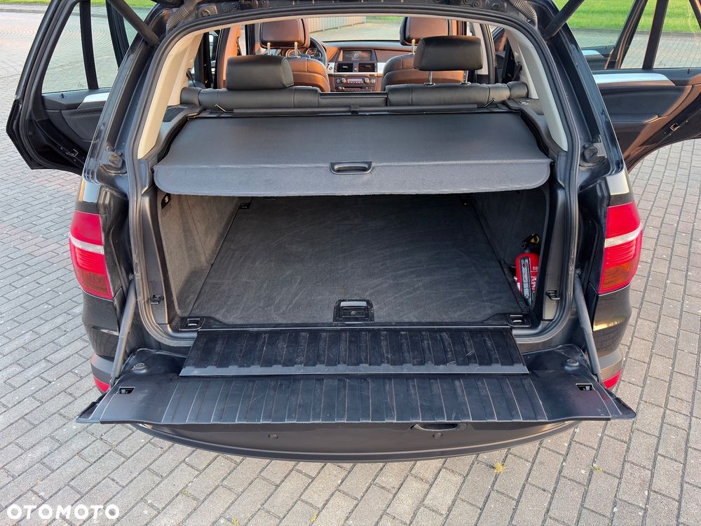 BMW X5 3.5d xDrive - 12