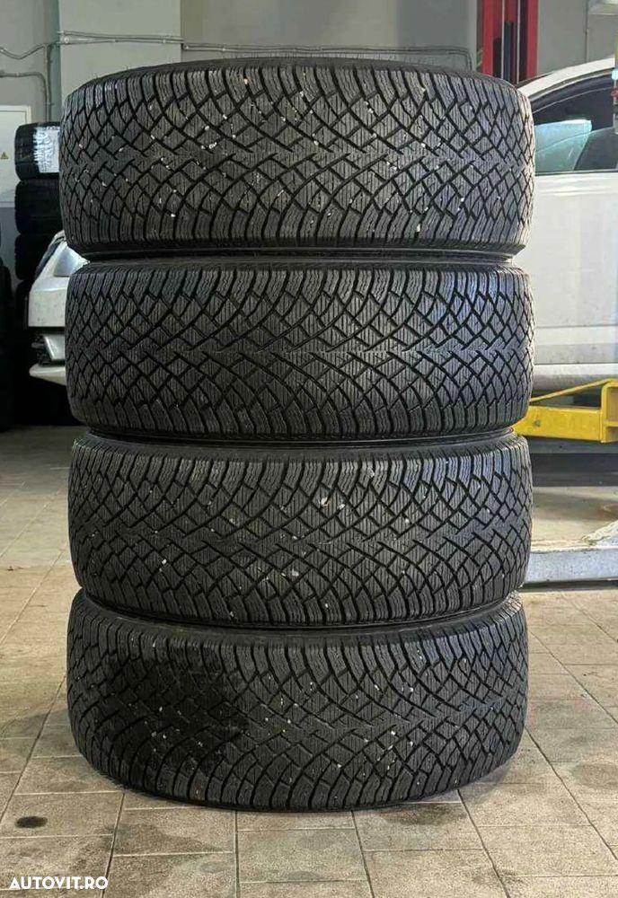 Anvelope iarna Nokian 235.45.18 dot 2023-2024 - 2