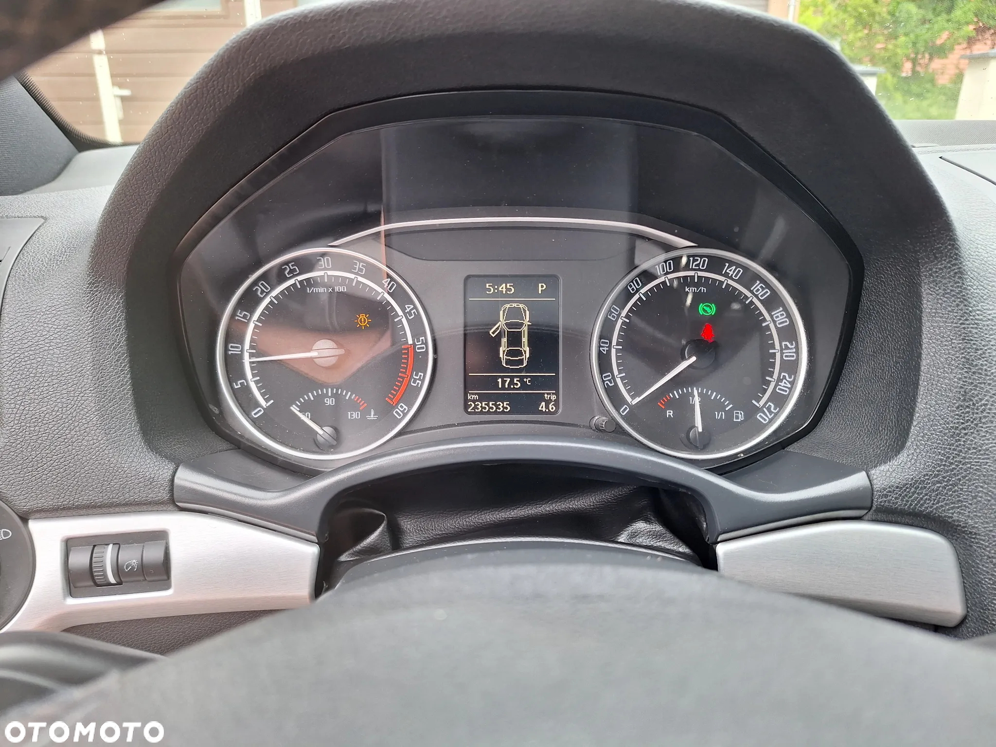 Skoda Octavia Combi 2.0 TDI CR DPF DSG RS - 3