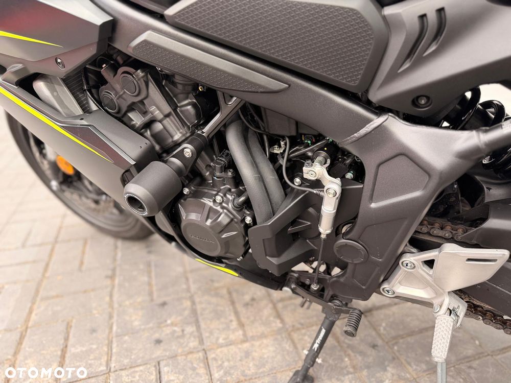 Honda CBR - 11