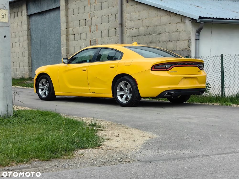 Dodge Charger - 10