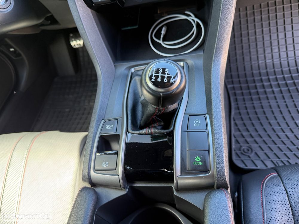 Honda Civic 1.0 i-VTEC Dynamic - 24