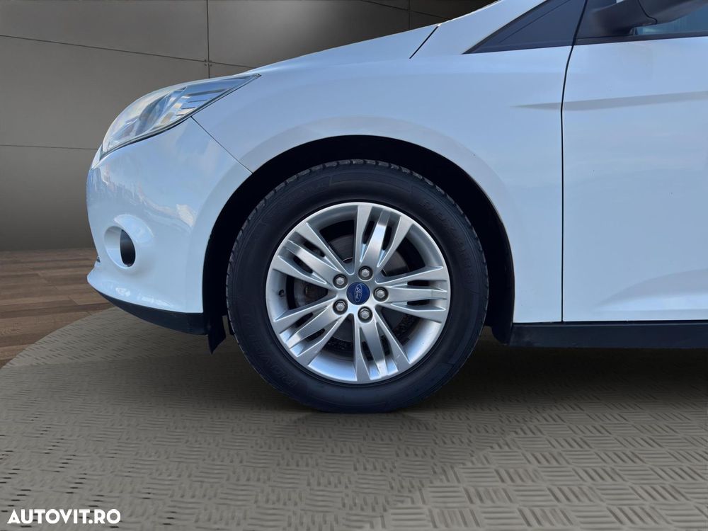 Ford Focus - 19
