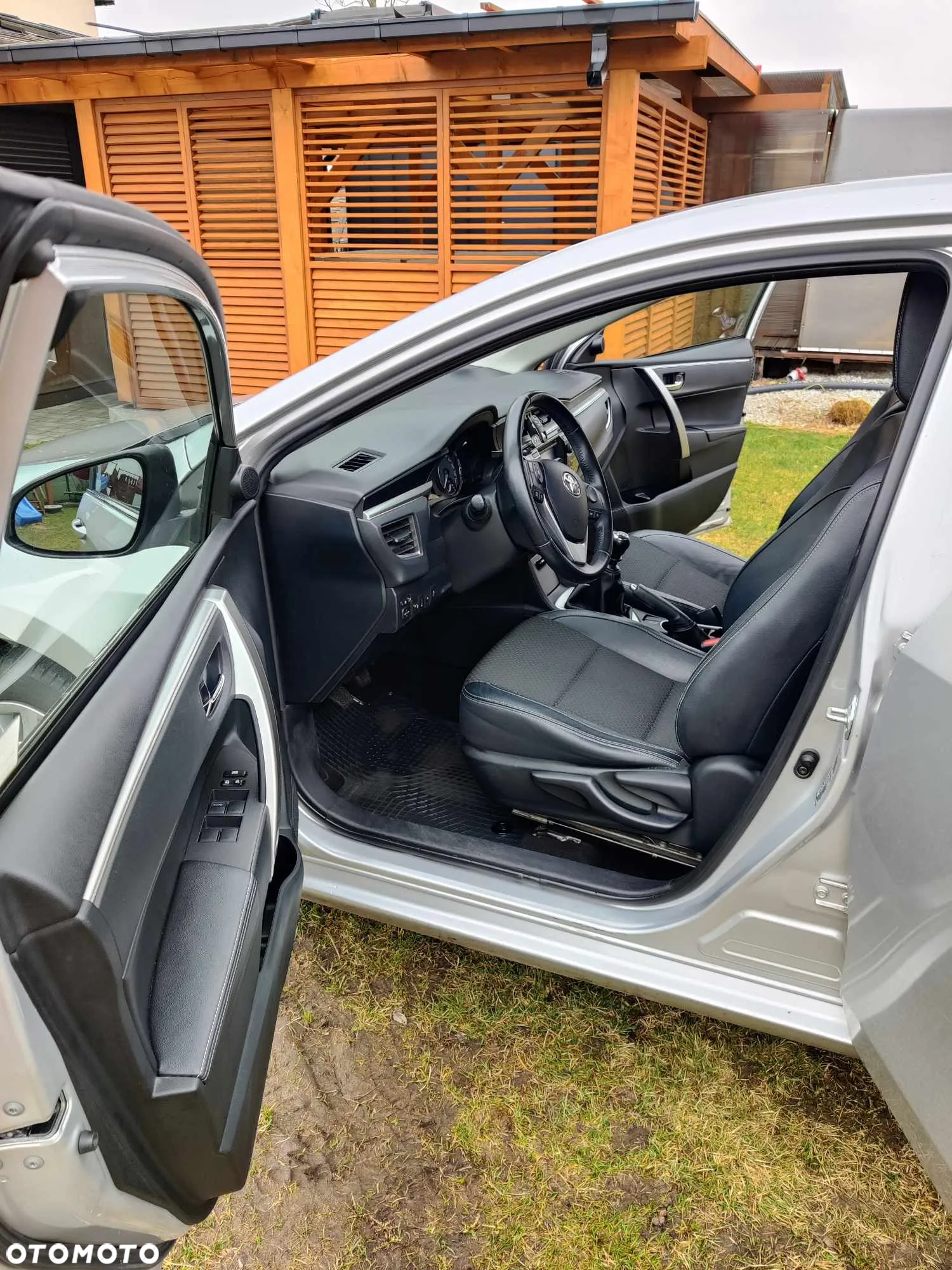 Toyota Corolla 1.6 Prestige - 3