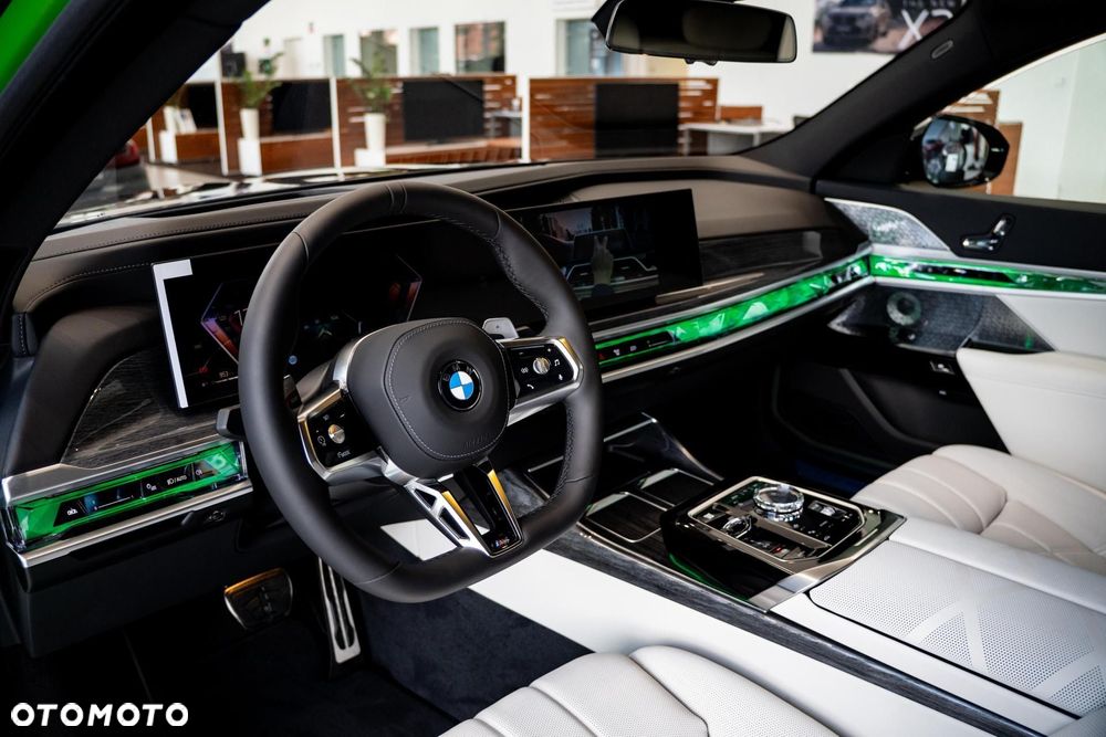 BMW Seria 7 - 5