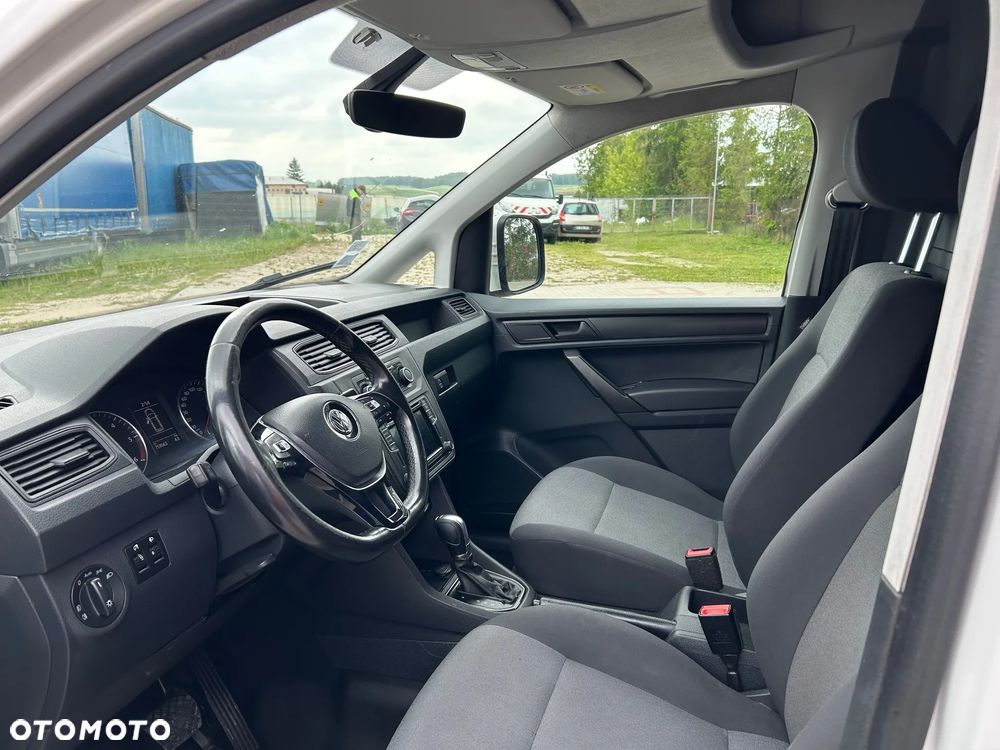 Volkswagen Caddy - 10