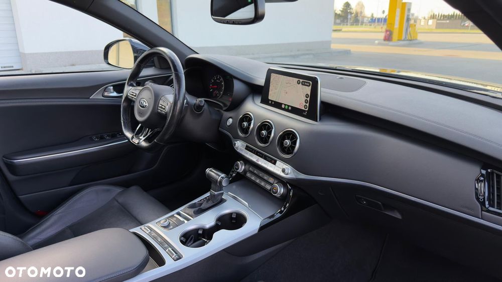 Kia Stinger 3.3 T-GDI V6 GT AWD - 22