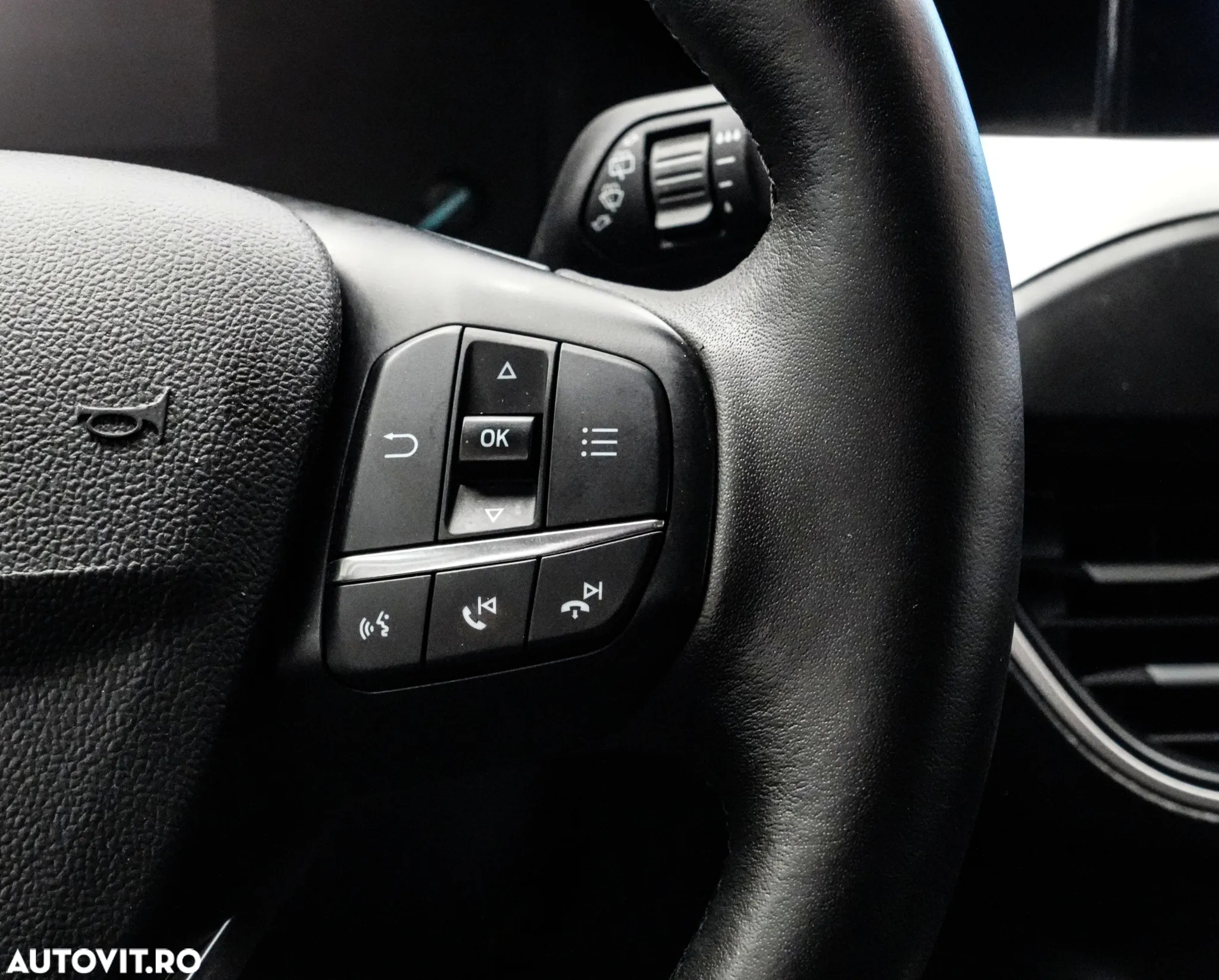 Ford Focus 1.5 EcoBlue Titanium Business - 29