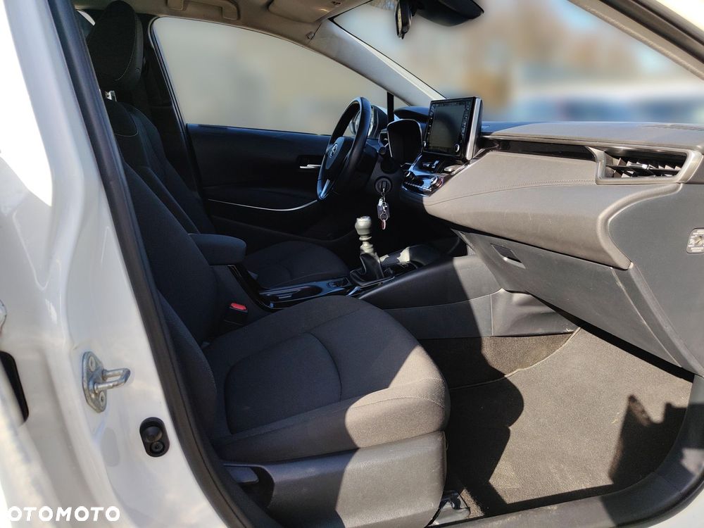 Toyota Corolla 1.6 Comfort - 10