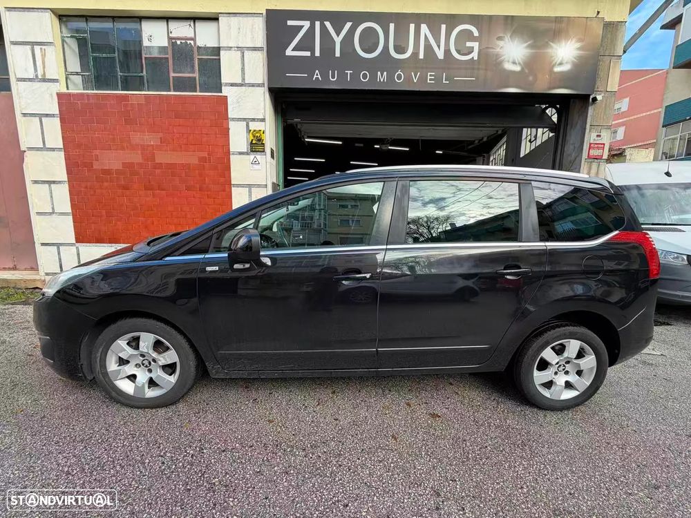 Peugeot 5008 1.6 BlueHDi Style - 3