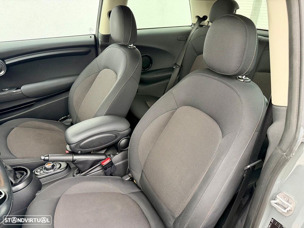 MINI 3 Portas Cooper D Aut. - 5