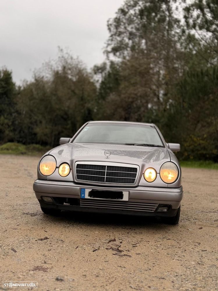 Mercedes-Benz E 220 CDI Classic - 3