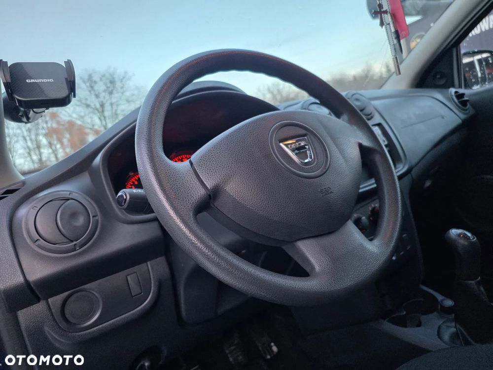 Dacia Logan 1.2 16V 75 Laureate - 28