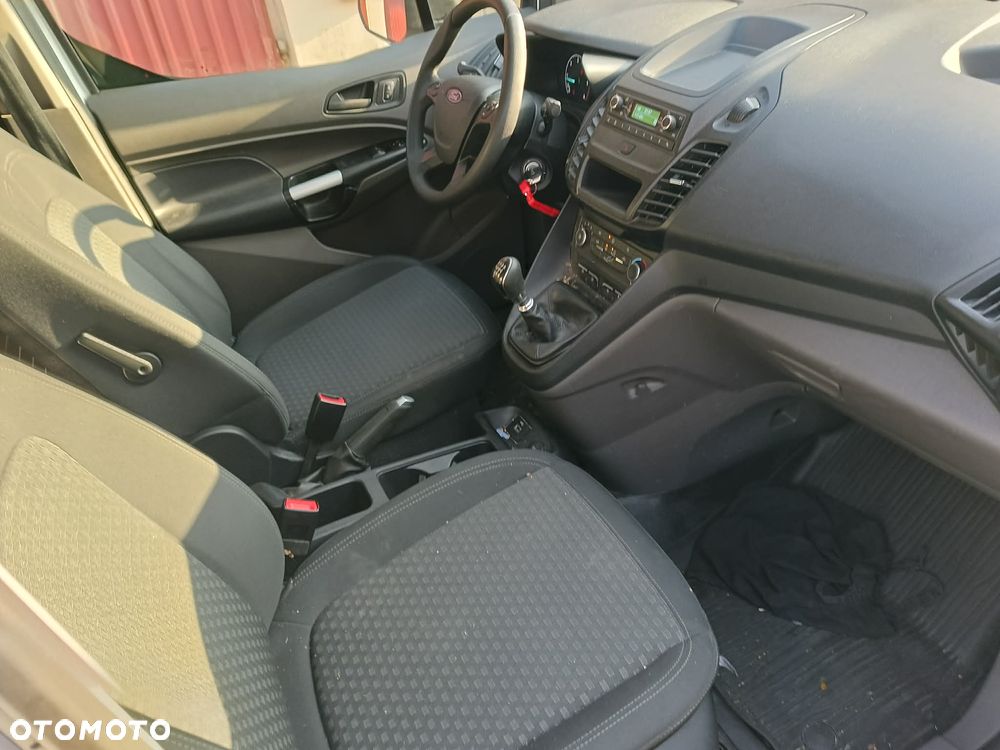 Ford Connect Grand - 4