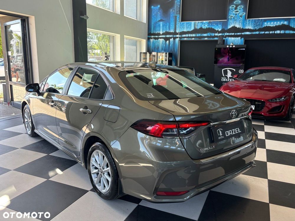 Toyota Corolla - 3