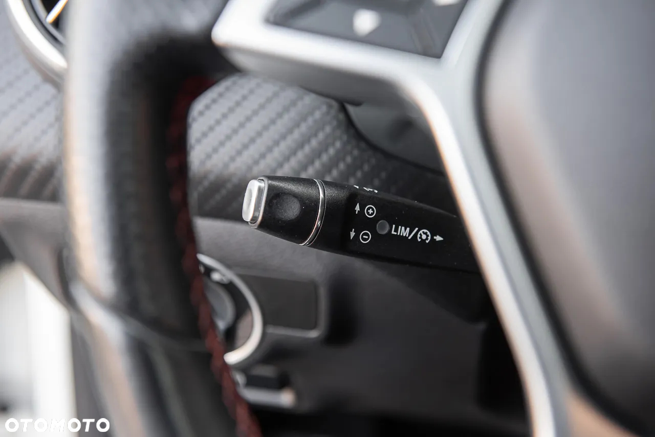 Mercedes-Benz Klasa A 250 4-Matic AMG Line - 21