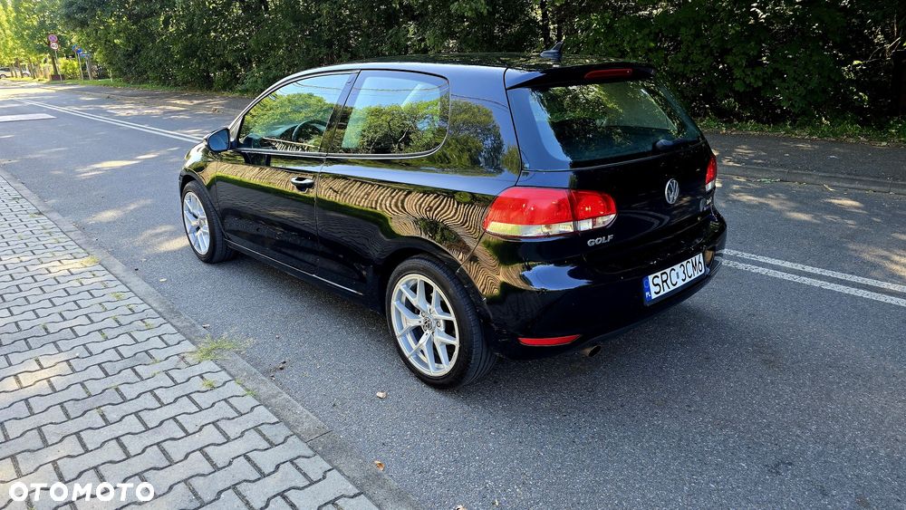 Volkswagen Golf - 4