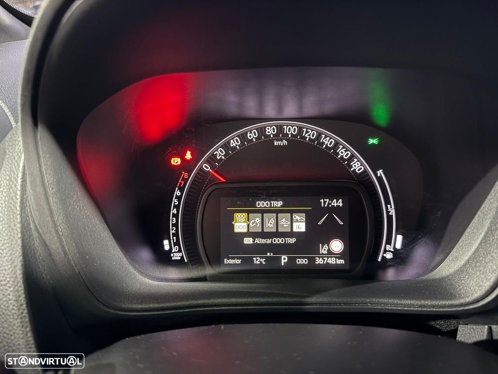 Toyota Aygo X 1.0 Pulse CVT - 13