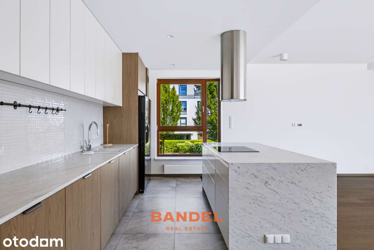 Świeżo wyremontowany apartament z dwoma balkonami
